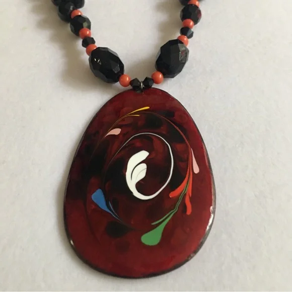 Beaded Necklace With Vintage Reversible Cloisonné Pendant - Picture 6 of 12